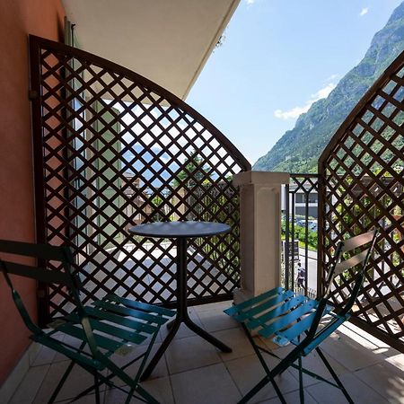 Villa Bellaria ริวาเดลการ์ดา ภายนอก รูปภาพ