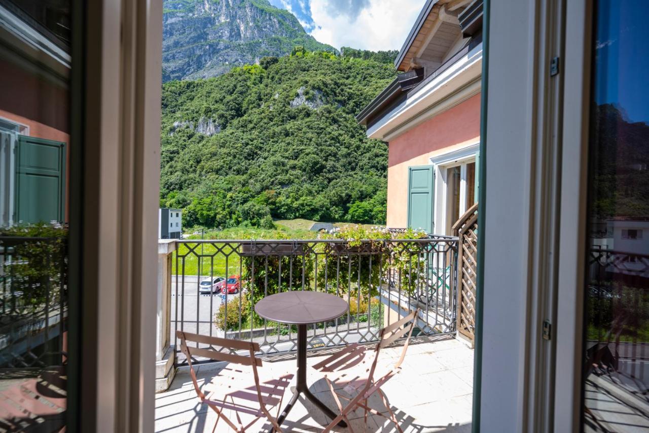 Villa Bellaria ริวาเดลการ์ดา ภายนอก รูปภาพ