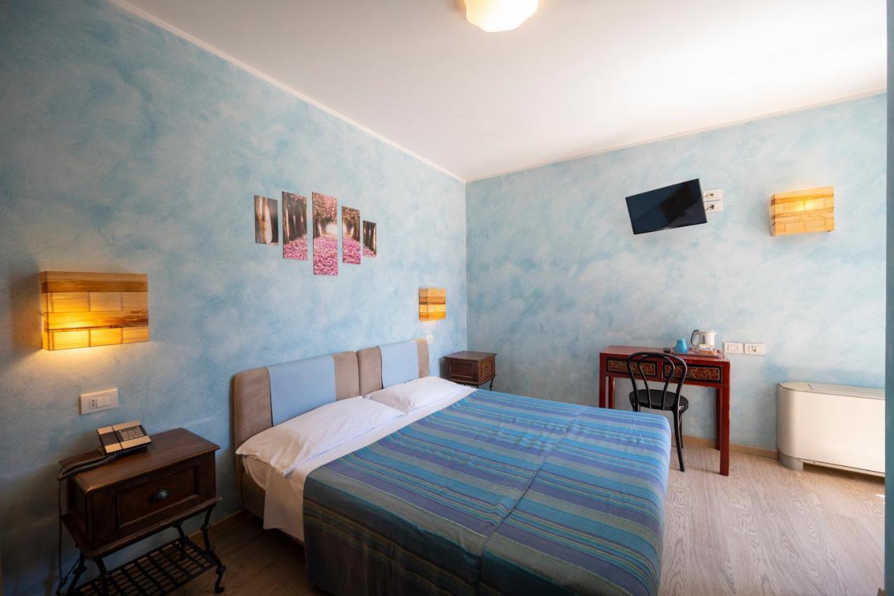 Villa Bellaria ริวาเดลการ์ดา ภายนอก รูปภาพ